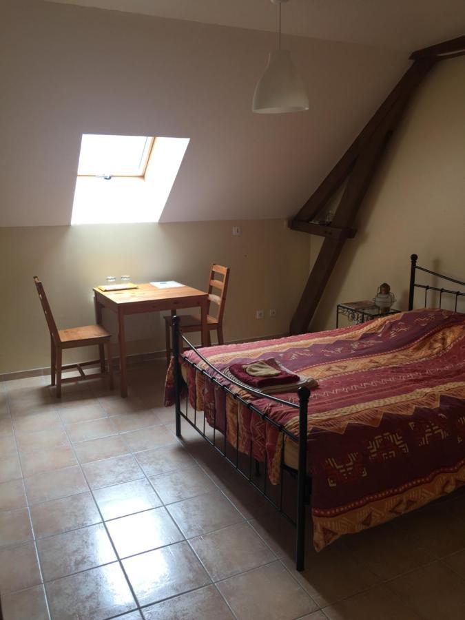 Haras De La Croix D'Argent Bed & Breakfast Saint-Sauveur-de-Carrouges Exterior photo